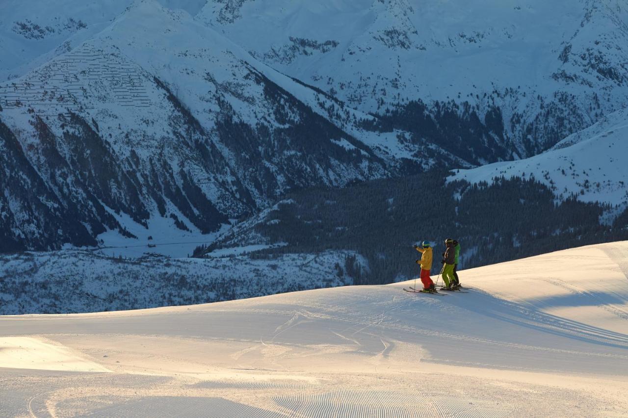 Catrina Resort Disentis Eksteriør bilde